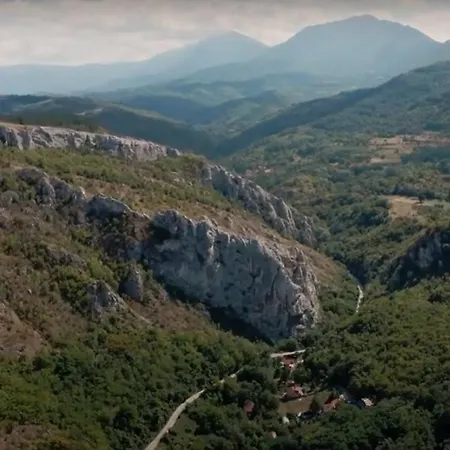 Dom Sa Pogledom Jela * Jelasnica (Niska Banja)